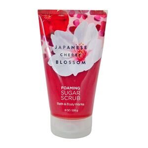Bath & Body Works Japanese Cherry Blossom Scent Foaming Sugar Scrub 8 oz. 60%